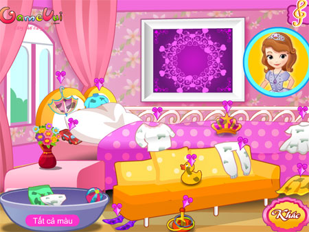 Sofia giặt quần áo