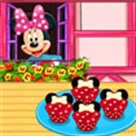Minnie làm bánh