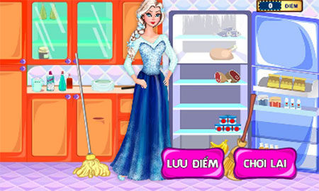 Elsa dọn tủ lạnh