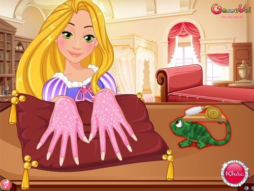 Rapunzel chăm sóc tay