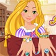 Rapunzel chăm sóc tay
