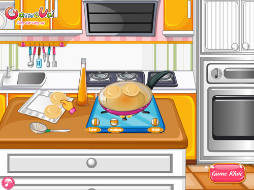 Bánh rán dâu tây