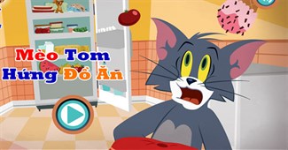 Mèo Tom hứng đồ ăn