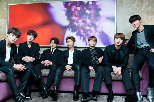 ban-trai-cua-ban-la-ai-trong-bts