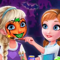 Elsa vẽ mặt Halloween