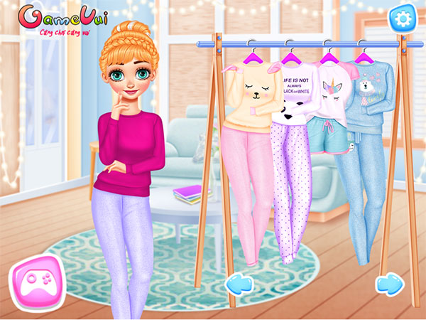 Elsa và Anna chăm sóc bé