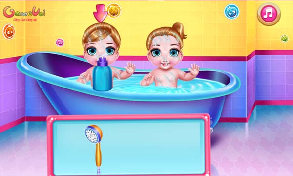 Vệ sinh, tắm rửa cho các bé