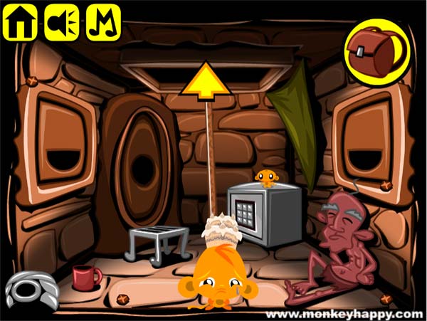 Ông già này cần gì ở dưới căn hầm bí mật này?