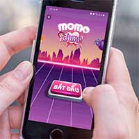 Mời bạn chơi MoMo Jump nhận quà siêu to khổng lồ