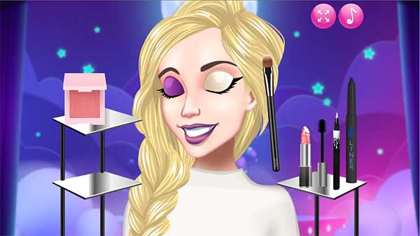 Trang điểm cho cô gái