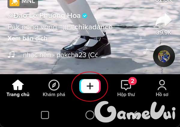 Chạm vào biểu tượng dấu cộng
