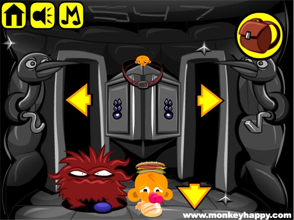 Rất nhiều căn phòng bí mật bên trong