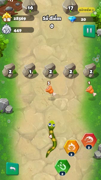 Điều khiển chú rắn di chuyển khéo léo