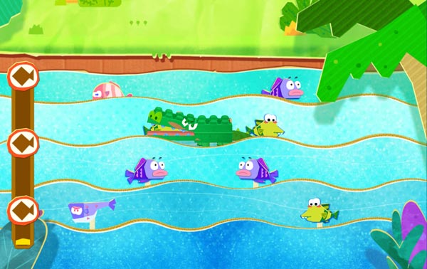 Cảm động hình ảnh chú cá sấu bơi và vui đùa với thức ăn