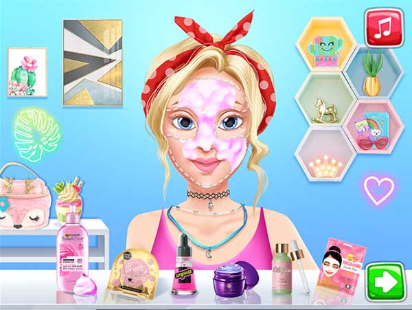 Rửa sạch mặt cho Blondie