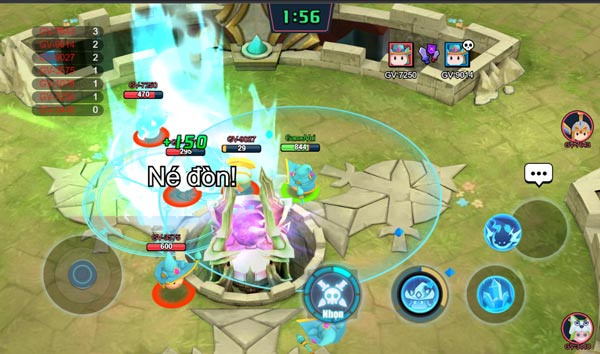 Chiến đấu, tung skill và di chuyển kết hợp Combo né tránh