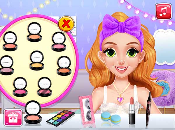 Hãy trang điểm cho Blonde