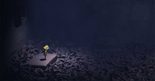 Mở đầu Little Nightmares 2, Mono đã giải cứu Six khỏi tay ai?