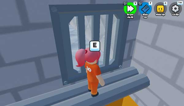 Bấm phím E để tương tác với các đồ vật