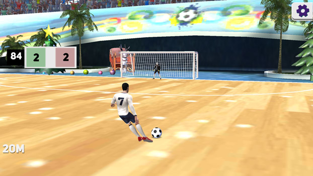 Thực hiện những pha sút thần sầu.