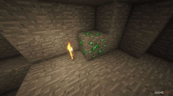 Quặng Ngọc Lục Bảo